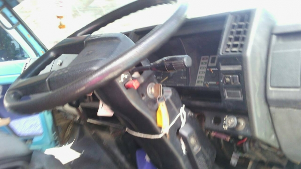 หกล้อ อีซูชุ KS32-115แรง ยาว5 สภาพดีพร้อมใช้งาน ทะเบียนพร้อมโอน