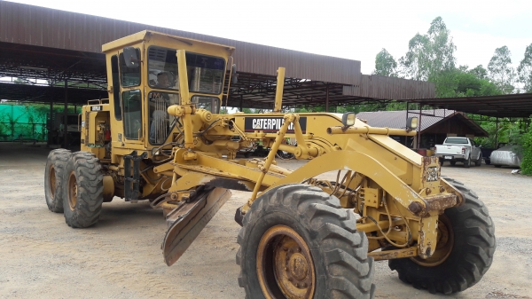 ขาย รถเกรด  CAT 140G  72V  ซีเลี่ยน 9012 รถพร้อมลุย งาน ราคาต่อลองได้ครับ เอกสารเล่มทะเบียนสนใจ ติดต่อได้ทั้งสองเบอร์นะครับ