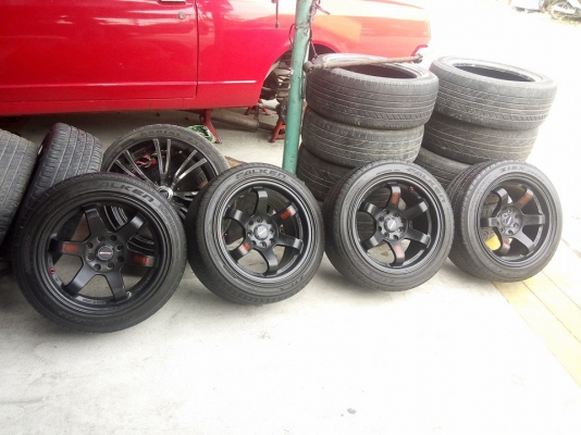 TE37 ก้านยก ขอบ 15 กว้าง 8 พร้อมยางสภาพดี