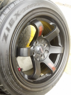 TE37 ก้านยก ขอบ 15 กว้าง 8 พร้อมยางสภาพดี TE37 ก้านยก ขอบ 15 กว้าง 8 พร้อมยางสภาพดี