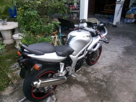 ขายหรือแลก suzuki sv650s ปี 2000 คับ