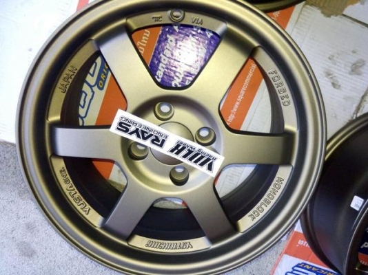 แม็กใหม่ te37 ขอบ 15 กว้าง 7 ออฟ 35 ราคาชุดละ 7500 บาท แม็กใหม่ te37 ขอบ 15 กว้าง 7 ออฟ 35 ราคาชุดละ 7500 บาท