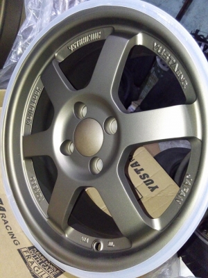 แม็กใหม่ te37 ขอบ 15 กว้าง 7 ออฟ 35 ราคาชุดละ 7500 บาท แม็กใหม่ te37 ขอบ 15 กว้าง 7 ออฟ 35 ราคาชุดละ 7500 บาท