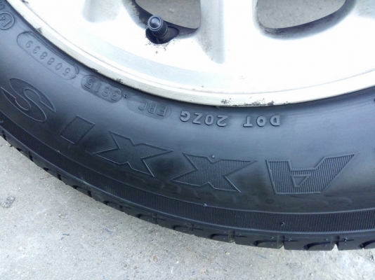 ยางแม็กซิส 195 65 15 ปี 15 ดอกล้น ราคาสุดคุ้ม ยางแม็กซิส 195 65 15 ปี 15 ดอกล้น ราคาสุดคุ้ม