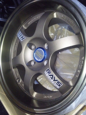 แม็กใหม่ลายฮิตขอบ 15 กว้าง 8 ราคาถูก