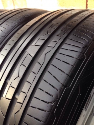 ยาง NITTO 195-50-15 ปี 13 ครบชุด 4 เส้น 3500 สภาพสวยๆไม่มีปะไม่บวมดอกยางเหลือเยอะเอาไปวิ่งกันใด้อีกยาวค่ะ