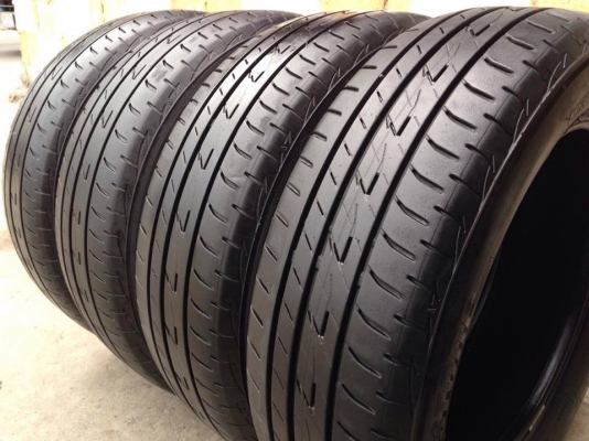 ยาง Bridgstone 185-60-15 ปี 15 ครบชุด 4 เส้น 3000 สภาพสวยๆดอกยางนิ่มๆไม่บวมดอกยางเหลือเยอะวิ่งใด้อีกนานค่ะ