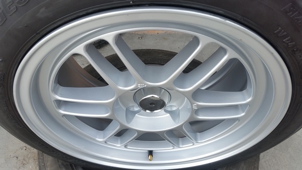 ขายล้อใหม่Rpf1 15 4รู100 หน้า7 ยางเปอร์เช็นปี4614  4 ล้อ  ล้อใหม่RPF1ขอบ15 4รู100 กว้าง7 ET35**ยาง\%185/55/15 ปี 4614 BRIDGESTONE EP200   ดอกสวยๆเท่ากันทุกเส้นใช้ต่อได้ยาวๆ *แถมน็อตสี 1 ชุด*จุ๊บเลท*  ราคาพร้อมเปลี่ยน+ถ่วงครบ  **รับบัตรเครดิตทุกธนาคาร**(ส่ง