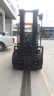 ขายรถ tcm ขนาด 3 ตันเครื่องยนต์ ดีเซล  เกียร์ ออโต้ รับประกัน3 เดือน