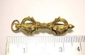 จี้ (แบบธิเบต) บูชาเพื่อคุ้มกันภัย ทำลายอำนาจและสิ่งไม่ดี