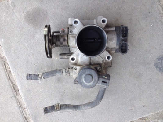 ขายอะไหล่นิสันซันนีโอเครื่อง1600