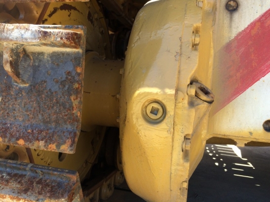 อัพเดทรูป CAT D5B นำเข้าจากญี่ปุ่น ตอนนี้รถอยู่ในเมืองไทยแล้วครับ สภาพสวยจริง