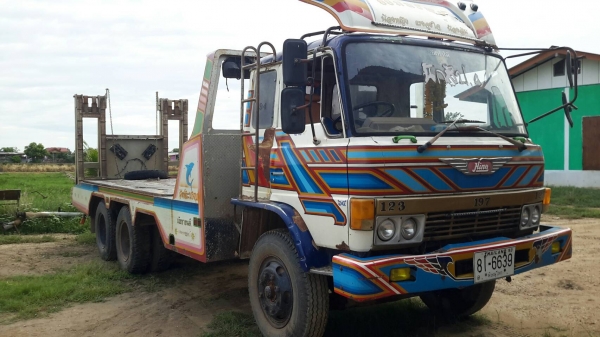 ขายรถเทรนเลอร์2เพลา มีสโลกลาง พวงมาลัยพาวเวอร์ สภาพพร้อมใช้งาน ขายรถเทรนเลอร์2เพลา มีสโลกลาง พวงมาลัยพาวเวอร์ สภาพพร้อมใช้งาน