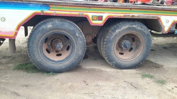 ขายรถเทรนเลอร์2เพลา มีสโลกลาง พวงมาลัยพาวเวอร์ สภาพพร้อมใช้งาน ขายรถเทรนเลอร์2เพลา มีสโลกลาง พวงมาลัยพาวเวอร์ สภาพพร้อมใช้งาน