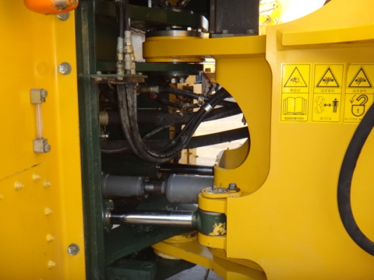 รถตัก Kawasaki 85ZV ปี 2008 ชั่วโมงน้อยมาก เครื่องยนต์ Hino JO8C จากญี่ปุ่นถึงไทยแล้วครับ