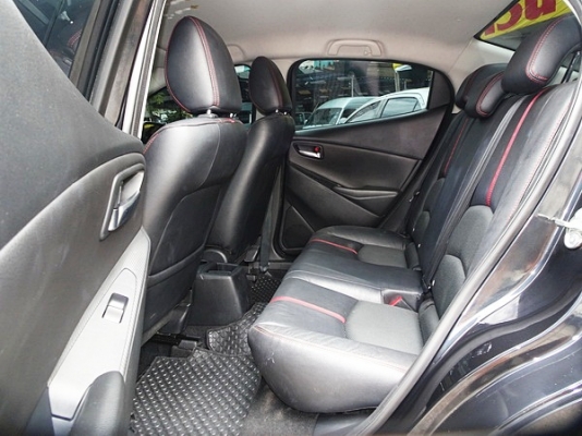 MAZDA 2 1.3 SkyActive-G 4DR AT ปี 2015