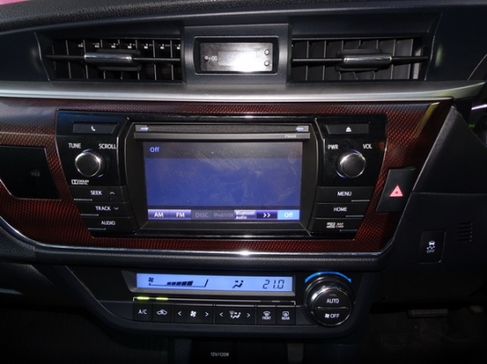 TOYOTA ALTIS 1.8 V NAVI AT ปี 2014