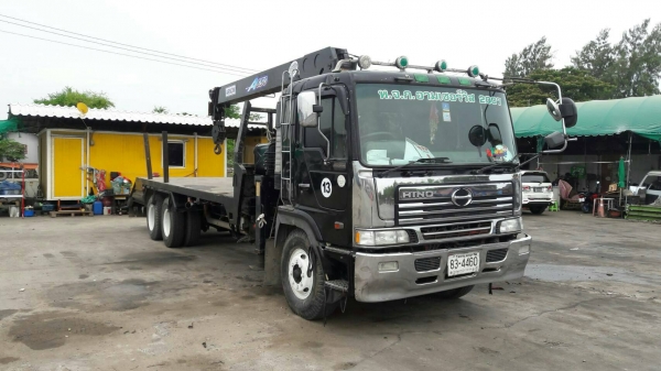 ต้องการขายรถ10ล้อฮีโน่ติดเครน7ตัน1เพลาสภาพพร้อมใช้เจ่าของรถขายเองสนใจติดต่อด่วน