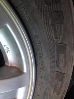 ขายล้อแม็กไทรทัน 16 พร้อมยาง ปี 12 ราคาถูกๆ ทั้งชุด 3500