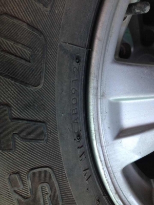 ขายล้อแม็กไทรทัน 16 พร้อมยาง ปี 12 ราคาถูกๆ ทั้งชุด 3500