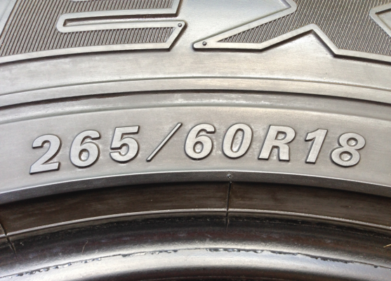 ยาง FALKEN 265 60 18 ปลายปี12 ดอกเต็ม ใช้ยาว ราคาไม่แพง