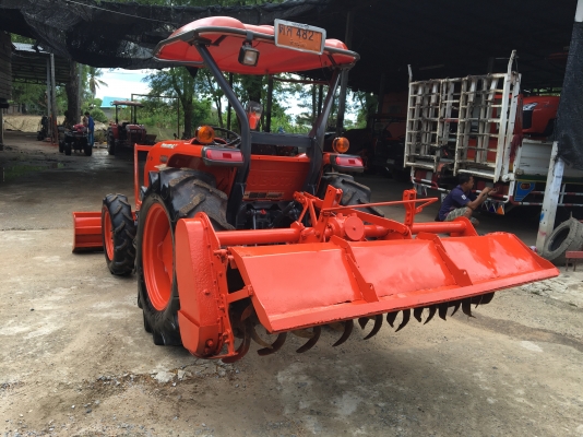 ขายรถไถคูโบต้าL4708แรงราคา350000บาท  มีไบมีดและโลตารีหนึ่งอันพร้อมใช้งานสายๆครับสนใจ โทร0813655997 อำพร พาเจริญ ต วังบัว อ คลองขลุง จ กำแพงเพชร