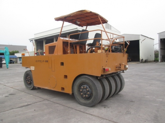 ขายรถบดล้อยาง มือสองนำเข้าจากญี่ปุ่่น สภาพพร้อมใช้งาน ยี่ห้อ SAKAI รุ่น TS7409  ซีเรียล TS9-33519 ปี 1978 พร้อมเอกสารชุดแจ้งจำหน่าย ยังไม่ใช้งานในไทย