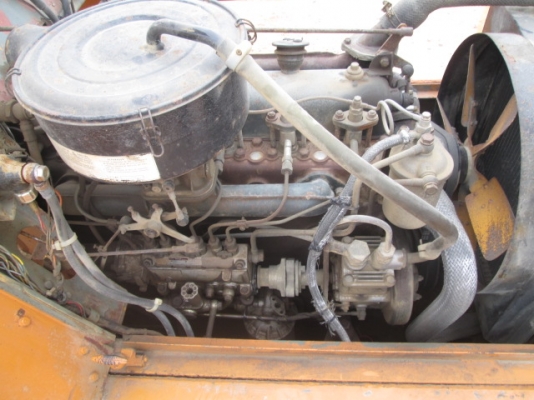 ขายรถบดล้อยาง มือสองนำเข้าจากญี่ปุ่่น สภาพพร้อมใช้งาน ยี่ห้อ SAKAI รุ่น TS7409  ซีเรียล TS9-33519 ปี 1978 พร้อมเอกสารชุดแจ้งจำหน่าย ยังไม่ใช้งานในไทย