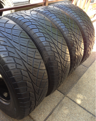 ยาง Nitto 420S 265 65 17 ปี13 ดอกเยอะ เนื้อนิ่มๆ ราคาไม่แพง