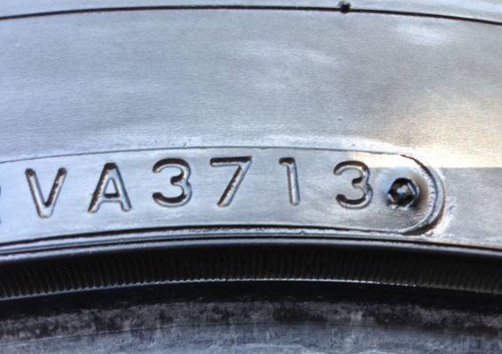 ยาง Nitto 420S 265 65 17 ปี13 ดอกเยอะ เนื้อนิ่มๆ ราคาไม่แพง