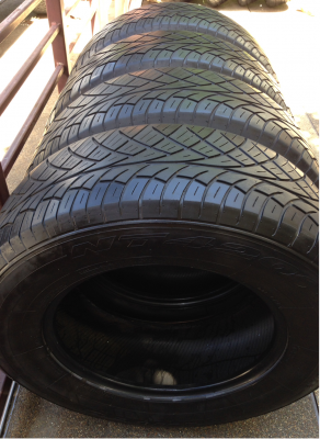 ยาง Nitto 420S 265 65 17 ปี13 ดอกเยอะ เนื้อนิ่มๆ ราคาไม่แพง