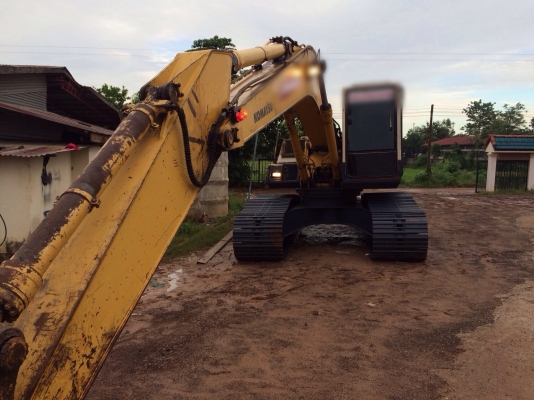 ขายรถแบ็คโฮ Komatsu PC200-5 เครื่องเดิม ปั๊มเดิม ไฟฟ้าตัด ช่วงล่างดี รถสวย พร้อมทำงาน เอกสารเล่มทะเบียน