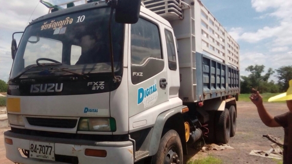 ขายด่วน  รถสิบล้อสองเพลาดั้ม  isuzu  deca  270  ปี47  สภาพดี  พร้อมใช้งาน  เอกสารพร้อม