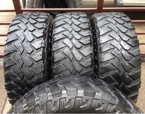ยาง Mud Maxxis 265 75 16 ปลายปี12 ดอกเยอะ พร้อมใช้งาน ราคาไม่แพง