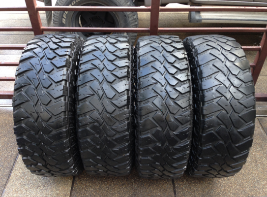 ยาง Mud Maxxis 265 75 16 ปลายปี12 ดอกเยอะ พร้อมใช้งาน ราคาไม่แพง