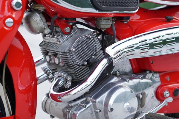 วุฒิ นนบุรี ขาย HONDA CS92 บินลี่ท่อยกหล่อๆรถเดิมๆสีแดงสดไม่ผิดหวังคับ