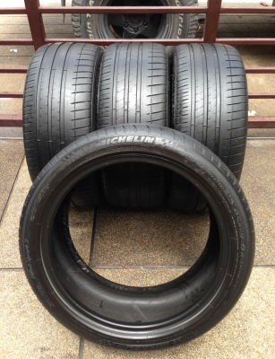 ยาง Michelin 225 45 18 กลางปี13 พร้อมใช้งาน ราคาไม่แพง ยาง Michelin 225 45 18 กลางปี13 พร้อมใช้งาน ราคาไม่แพง