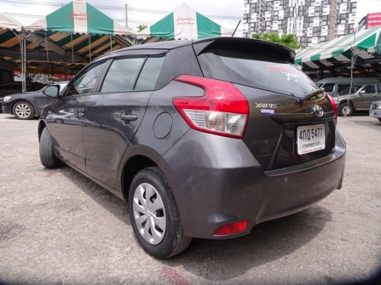 TOYOTA YARIS 1.2AT ปี 2015