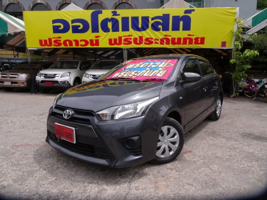 TOYOTA YARIS 1.2AT ปี 2015