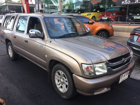 toyota tiger d4d สีน้ำตาล ปี2004. รถสภาพดีมาสมบูรณ์พร้อมใช้งาน