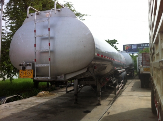 ISUZU 10ล้อหัวลาก 360แรงม้า ปี56 3หัว พร้อมหางน้ำมัน 42,000ลิตร 2หาง,40,000ลิตร 2หาง โหลดล่าง