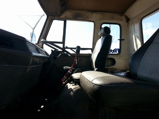 ขายรถ10ล้อ 2เพลา เทรลเลอร์FN527 เครื่อง195แรง โลฮาย10สปีด พาวเวอร์ จิฟฟี่ ภายในสวย เอกสารเล่มทะเบียนพร้อมโอน ราคา650,000 สนใจโทร 090-8588220คุณนะ 093-3258446คุณบิว หรือเข้าดูสินค้าอื่นๆได้ที่ www.narong2truck.com หรือ www.truck.in.th/498 หรือเพจFacebook ณ