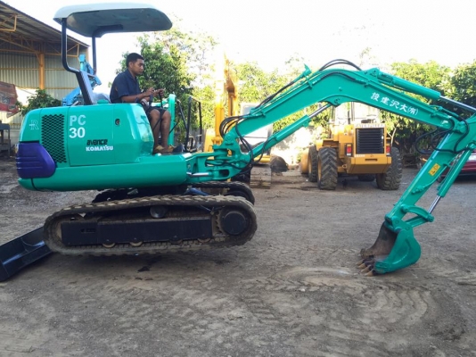 ขายรถขุดแบคโฮยอดนิยม KOMATSU Pc30-7 ขนาด30 (คอลโทลสั้น ปั๊มนิ้ว มีลายหัวกระแทก) เครื่องแน่น ระบบไว รถพร้อมใช้งาน (มีวีดีโอการใช้งานให้ชม) ราคา 430,000 บาท ☎️096-3268553(สถิตย์พันธ์) ID LINE 0963268553 ขายรถขุดแบคโฮยอดนิยม KOMATSU Pc30-7 ขนาด30 (คอลโทลสั้น ปั๊มนิ้ว มีลายหัวกระแทก) เครื่องแน่น ระบบไว รถพร้อมใช้งาน (มีวีดีโอการใช้งานให้ชม) ราคา 430,000 บาท ☎️096-3268553(สถิตย์พันธ์) ID LINE 0963268553