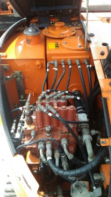 ขาย HITACHI  ZX 75 US มาใหม่...สภาพสวย...เดิมๆๆ  ไม่บิ้ว....เครื่องปั๊มดี..สนใจโทร  089-3818694 ดวงนภา...