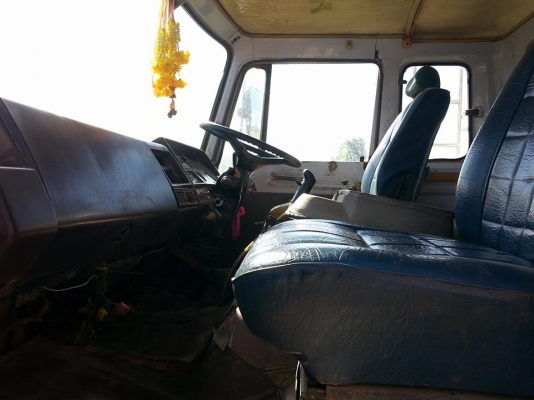 ขายรถ10ล้อ F18ดั้ม2เพลา เครื่อง185แรง เกียร์อิตั้น รถสวยสภาพดี เอกสารเล่มทะเบียนพร้อมโอน ราคา650,000 สนใจโทร 090-8588220คุณนะ 093-3258446คุณบิว หรือเข้าดูสินค้าอื่นๆได้ที่ www.narong2truck.com หรือ www.truck.in.th/498 หรือเพจFacebook ณรงค์ ซื้อขายรถมือสอง