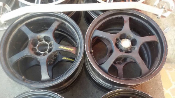 ขายล้อ 17 ชุดละ 4900 ราคาก่อนทำสี คัดมาแล้ว ไม่คดไม่ดุ้ง