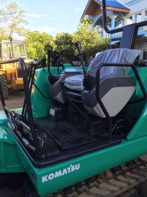 ขายรถขุดแบคโฮยอดนิยม KOMATSU Pc30-7 ขนาด30  (คอลโทลสั้น ปั๊มนิ้ว มีลายหัวกระแทก) เครื่องแน่น ระบบไว รถพร้อมใช้งาน (มีวีดีโอการใช้งานให้ชม) ราคา 430,000 บาท ☎️096-3268553(สถิตย์พันธ์) ID LINE 0963268553