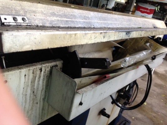 Bar Feeder ตามสภาพครับ ยาว 1.6 เมตร