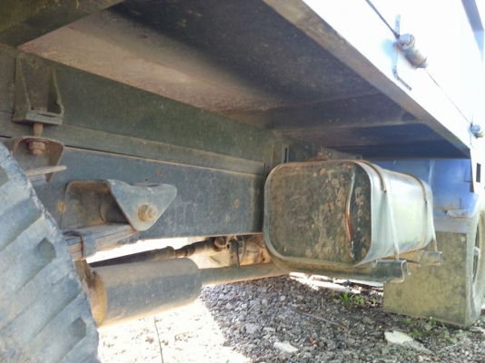 ขายรถ4ล้อบรรทุก เครื่อง88แรง เพลาลอย เครื่องดี แคชซีสวย ยางดี เอกสารเล่มทะเบียนพร้อมโอน ราคา125,000 สนใจโทร 090-8588220คุณนะ 093-3258446คุณบิว หรือเข้าดูสินค้าอื่นๆได้ที่ www.narong2truck.com หรือ www.truck.in.th/498 หรือเพจFacebook ณรงค์ ซื้อขายรถมือสอง