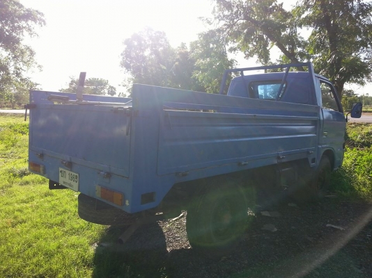 ขายรถ4ล้อบรรทุก เครื่อง88แรง เพลาลอย เครื่องดี แคชซีสวย ยางดี เอกสารเล่มทะเบียนพร้อมโอน ราคา125,000 สนใจโทร 090-8588220คุณนะ 093-3258446คุณบิว หรือเข้าดูสินค้าอื่นๆได้ที่ www.narong2truck.com หรือ www.truck.in.th/498 หรือเพจFacebook ณรงค์ ซื้อขายรถมือสอง